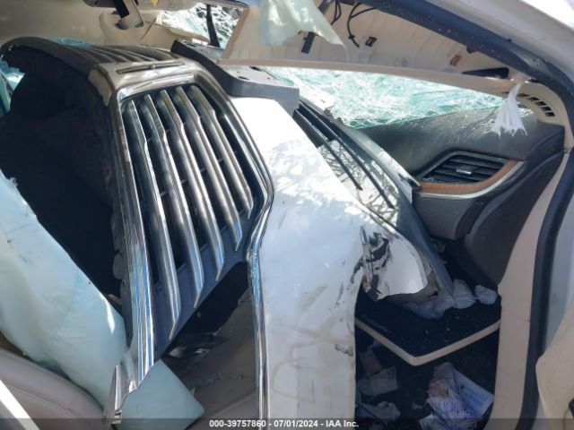5LMCJ2D95HUL46508 Lincoln MKC SELECT