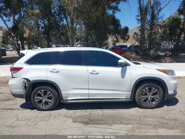 Toyota Highlander Xle V6 2016 5TDJKRFH9GS272912 Image 14