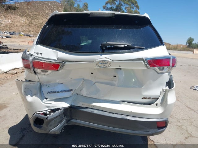 Toyota Highlander Xle V6 2016 5TDJKRFH9GS272912 Image 17