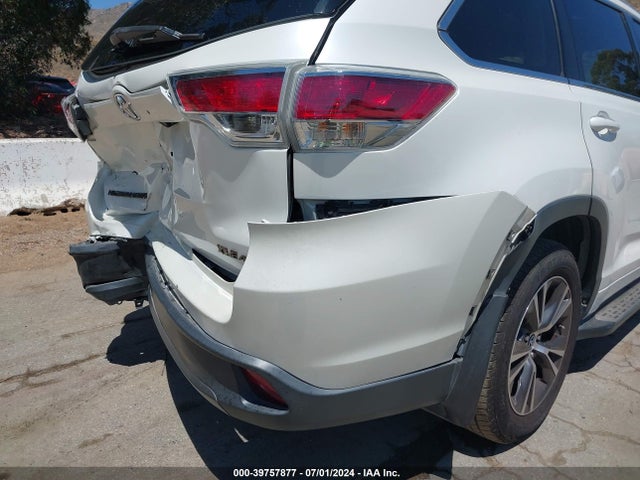 Toyota Highlander Xle V6 2016 5TDJKRFH9GS272912 Image 18