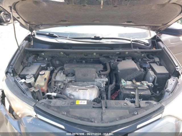 JTMZFREVXHJ126306 Toyota RAV4 LE