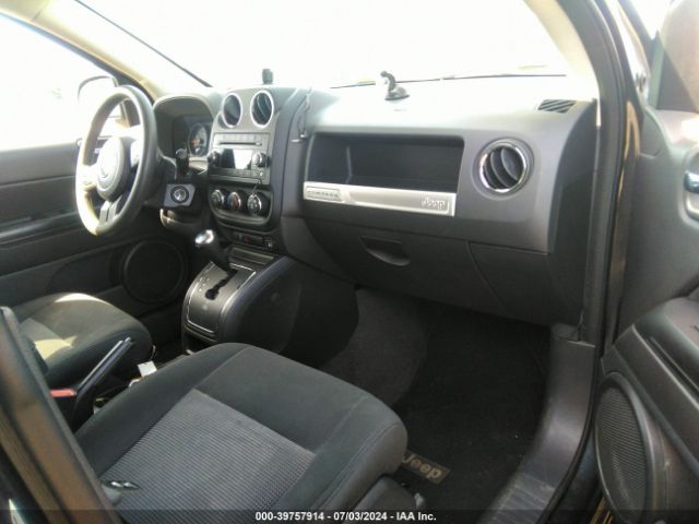 1C4NJCBA0ED801005 Jeep Compass Sport
