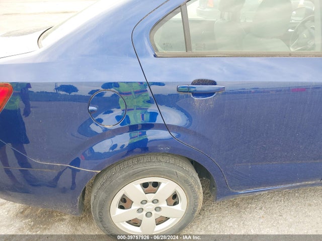 Chevrolet Sonic Ls Auto 2014 1G1JA5SH9E4173056 Image 16