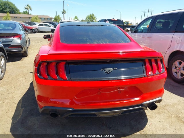 Ford Mustang Ecoboost Premium Fastback 2020 1FA6P8THXL5118513 Image 16