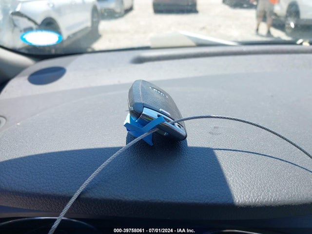 KIA SEDONA LX 2017 KNDMB5C11H6279139 Image 11