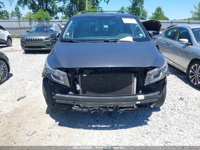 KIA SEDONA LX 2017 KNDMB5C11H6279139 Image 6