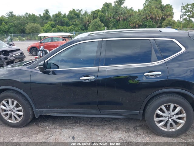 Nissan ROGUE SV 2018 5N1AT2MT7JC800978 Image 14