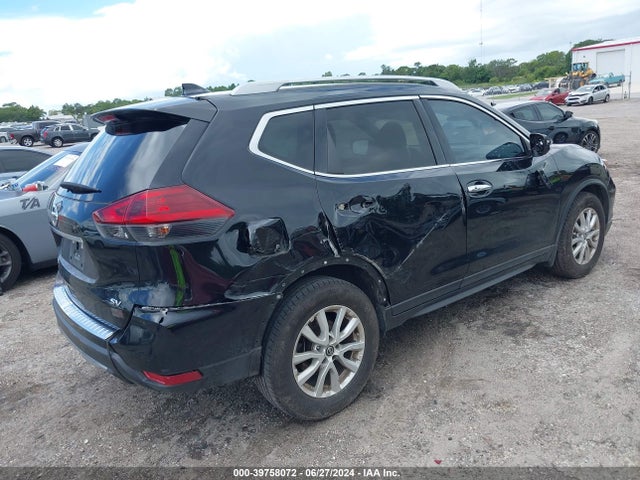 Nissan ROGUE SV 2018 5N1AT2MT7JC800978 Image 4