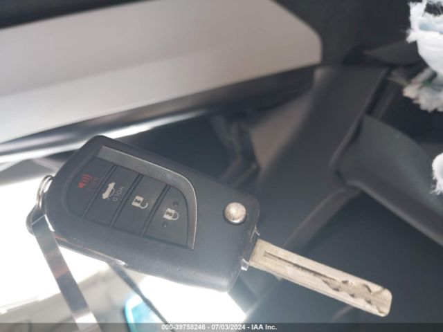 4T1B11HK3JU672013 Toyota CAMRY LE