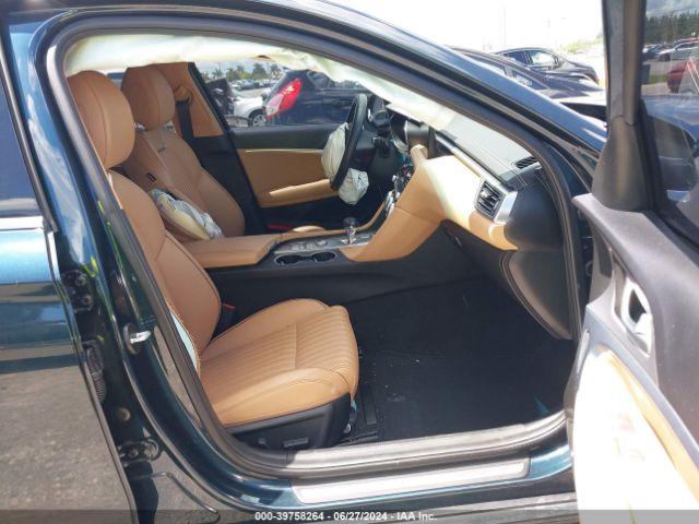 KMTG34TA6NU103149 Genesis G70 2.0t Rwd