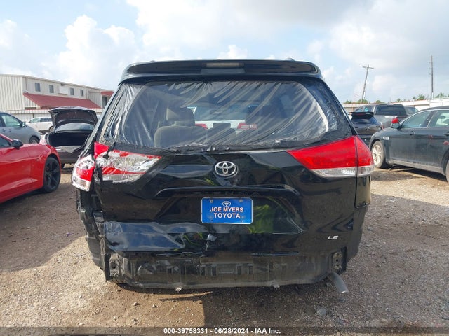 Toyota Sienna Le V6 8 Passenger 2014 5TDKK3DC2ES503235 Image 16
