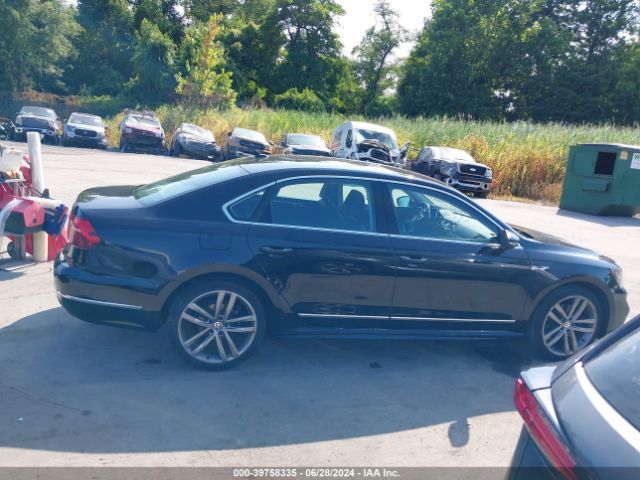 1VWDT7A34HC064897 Volkswagen Passat 1.8t R-line