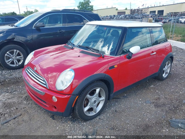 2006 MINI COOPER WMWRC33566TJ79642 Photo 1