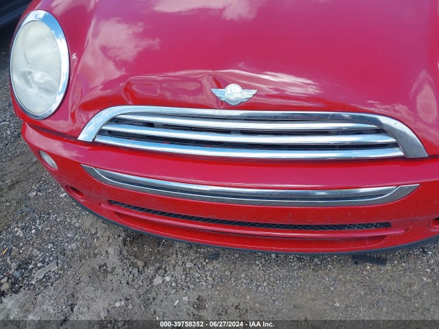 2006 MINI COOPER WMWRC33566TJ79642 Photo 5