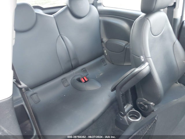 2006 MINI COOPER WMWRC33566TJ79642 Photo 7