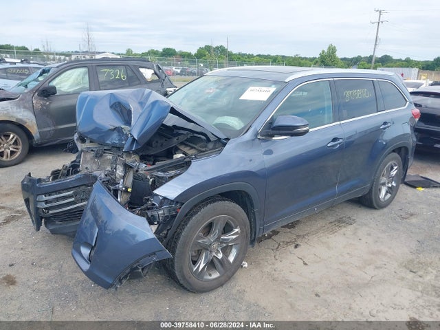 Toyota Highlander Limited Platinum 2018 5TDDZRFH6JS812202 Image 2