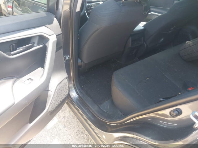 Toyota RAV4 LE 2021 2T3H1RFV8MC097216 Image 8