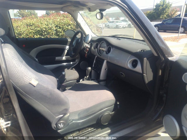 2004 MINI COOPER WMWRC33484TJ60322 Photo 4