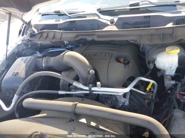 1C6RR7NT6HS640763 RAM 1500 Laramie  4x4 5'7 Box