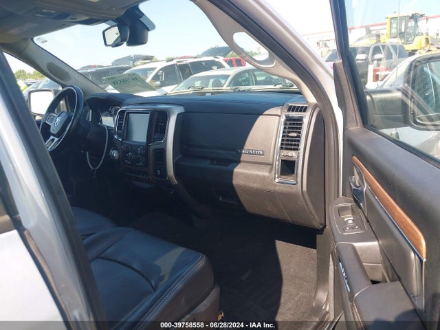 1C6RR7NT6HS640763 RAM 1500 Laramie  4x4 5'7 Box