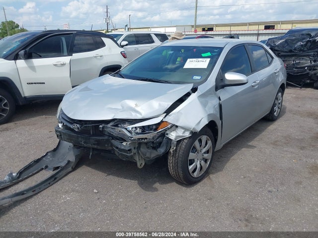 Toyota COROLLA LE 2016 5YFBURHE5GP427885 Image 2