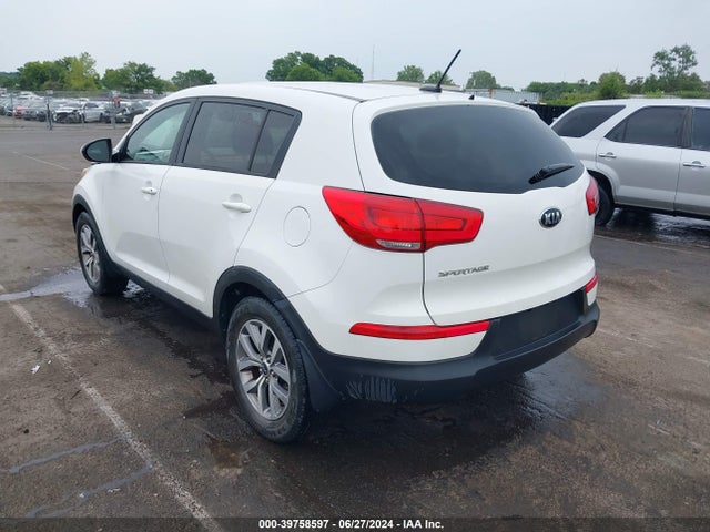 KIA Sportage Lx 2016 KNDPB3AC0G7849940 Image 3