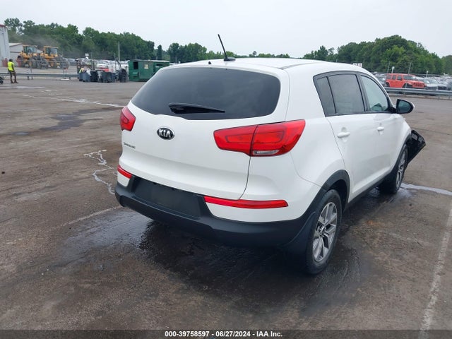 KIA Sportage Lx 2016 KNDPB3AC0G7849940 Image 4