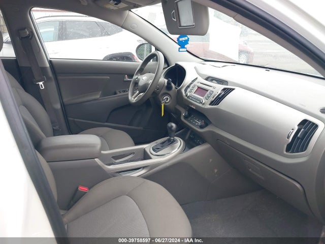 KIA Sportage Lx 2016 KNDPB3AC0G7849940 Image 5