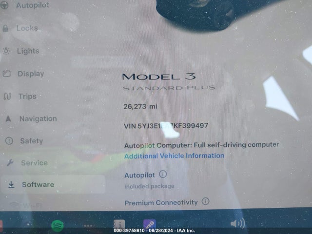 Tesla Model 3 Long Range/mid Range/standard Range/standard Range Plus 2019 5YJ3E1EA7KF399497 Image 15
