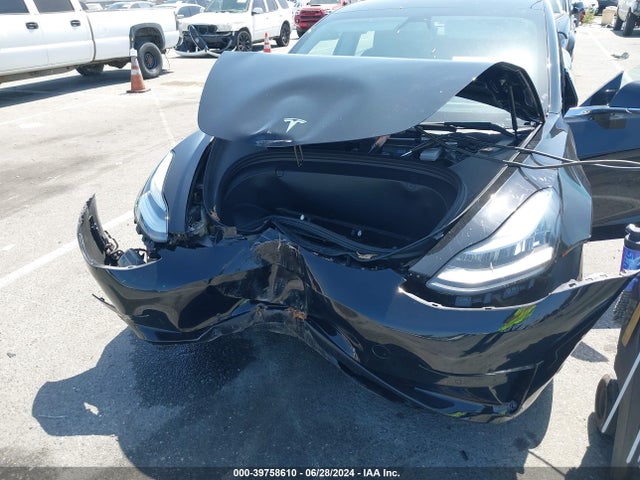 Tesla Model 3 Long Range/mid Range/standard Range/standard Range Plus 2019 5YJ3E1EA7KF399497 Image 6