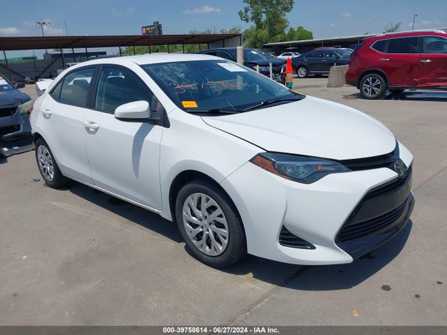 Toyota COROLLA LE 2018 2T1BURHE2JC035972 главное изображение
