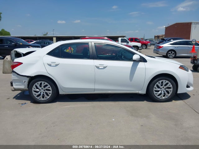 Toyota COROLLA LE 2018 2T1BURHE2JC035972 Image 13