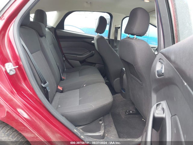 Ford FOCUS SE 2017 1FADP3K25HL325563 Image 8