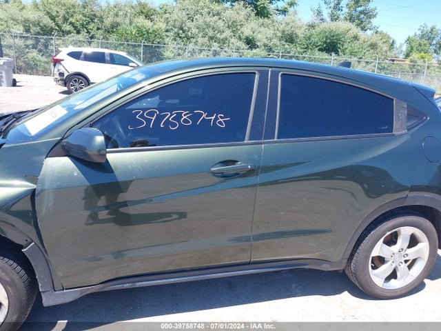 Honda HR-V LX 2016 3CZRU6H38GM720015 Image 14