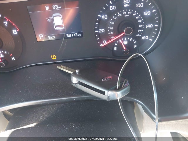 KIA SOUL LX 2021 KNDJ23AU0M7762114 Image 10