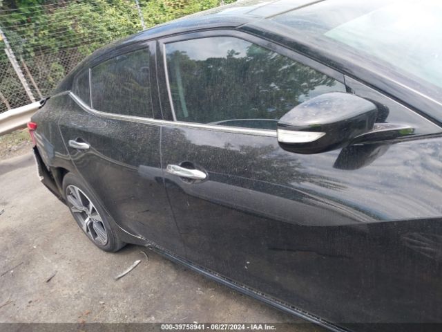 1N4AA6AP0GC447703 Nissan Maxima 3.5 Sl