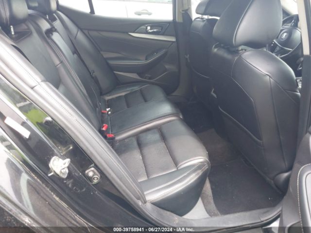 1N4AA6AP0GC447703 Nissan Maxima 3.5 Sl