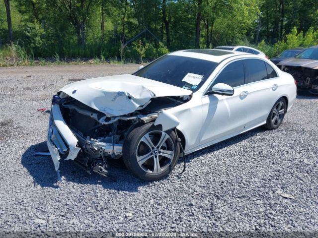 WDDZF4KB5KA548350 Mercedes-Benz E 300 4matic