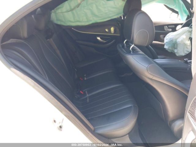 WDDZF4KB5KA548350 Mercedes-Benz E 300 4matic