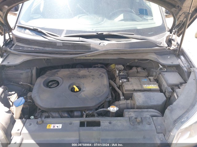 KIA SOUL + 2016 KNDJP3A5XG7342357 Image 10