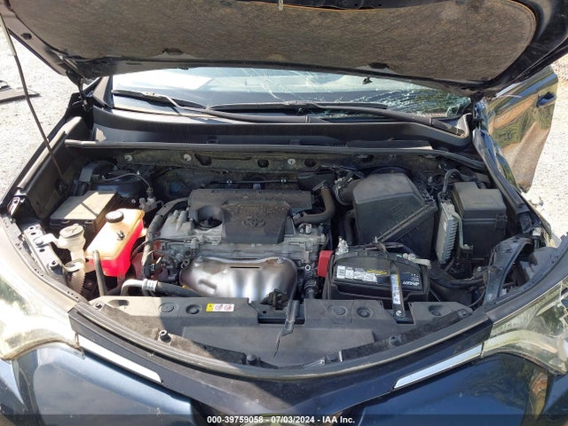 Toyota Rav4 Xle 2018 JTMRFREV8JJ225602 Image 10