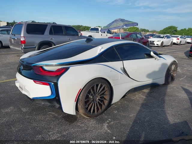 WBY2Z2C59FV392858 BMW I8