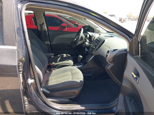 Chevrolet Sonic Lt Auto 2015 1G1JC5SH5F4213547 Image 5