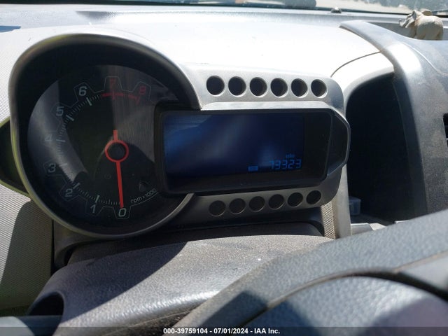 Chevrolet Sonic Lt Auto 2015 1G1JC5SH5F4213547 Image 7