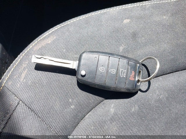 KIA SOUL + 2014 KNDJP3A59E7704997 Image 11