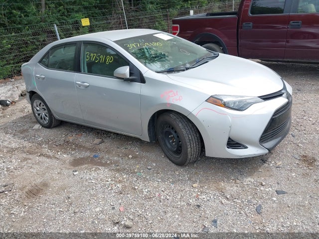 Toyota COROLLA LE 2019 2T1BURHEXKC133973 Image 1