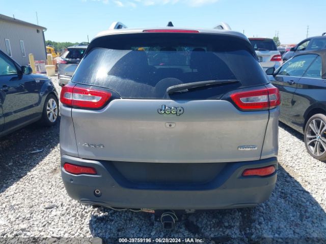 1C4PJMLB0JD530432 Jeep Cherokee Latitude Plus 4x4