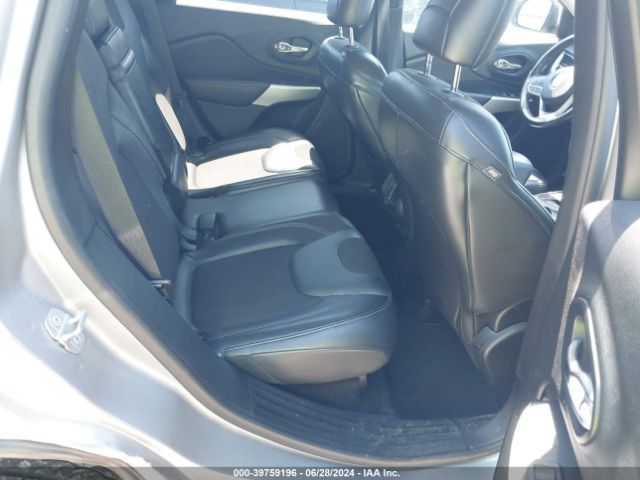 1C4PJMLB0JD530432 Jeep Cherokee Latitude Plus 4x4