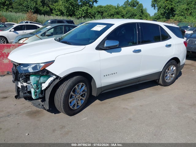 Chevrolet EQUINOX LS 2018 2GNAXREV3J6263477 Image 2