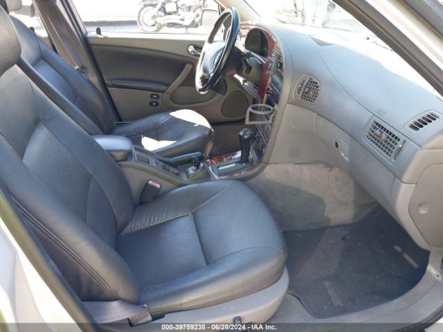 2001 SAAB 9-5 YS3EF58Z413046203 Photo 4